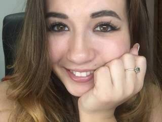 Еротичний відеочат missbaunti