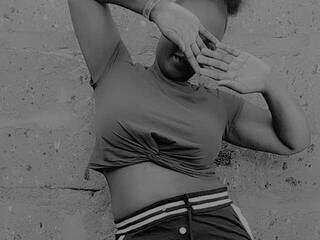 Еротичний відеочат Missbee1