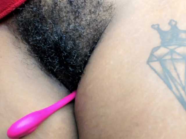 Фотографії MissBlackCandy hairy#squirt #hairy #feet #bush #ebony