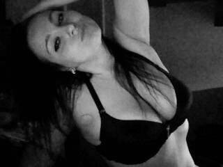 Еротичний відеочат missirina