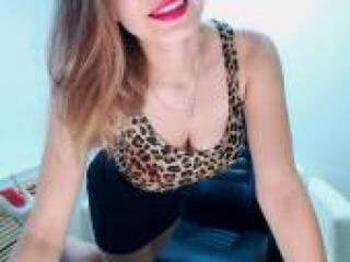 Еротичний відеочат missjuyline