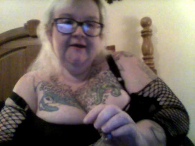 Скріншоти передачі MitziMonroe