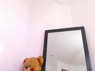 Еротичний відеочат mollycurvyhot