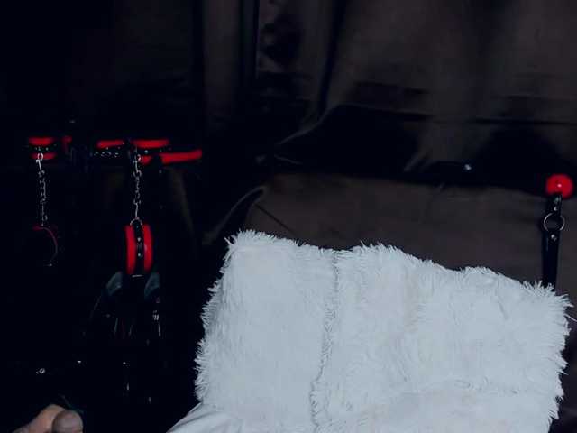 Скріншоти передачі MonicaBlaze