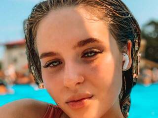 Еротичний відеочат Moonrive