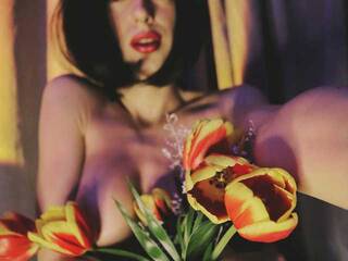 Еротичний відеочат Mussaenda