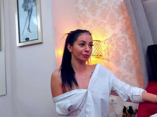 Фотографії NadiaCaprice #My lush can t wait to vibe me pussy and feel it wet and nice! help me a bit and let s cum#