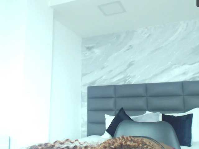 Скріншоти передачі Nahomiwatson