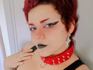 Еротичний відеочат NairyRed