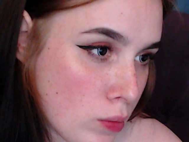 Скріншоти передачі NancyMoone