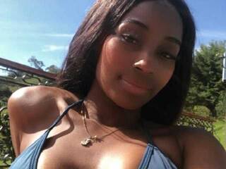 Еротичний відеочат NAOMMII-1