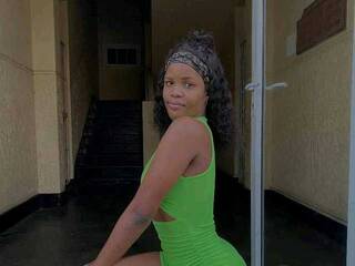 Еротичний відеочат NATURALSEXY01