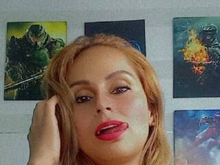 Еротичний відеочат naughtytitis