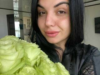 Еротичний відеочат Nemezziida