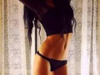 Еротичний відеочат newdoll7