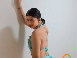 Еротичний відеочат Nicolane-Palmer1