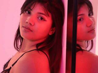 Еротичний відеочат NicoleHills