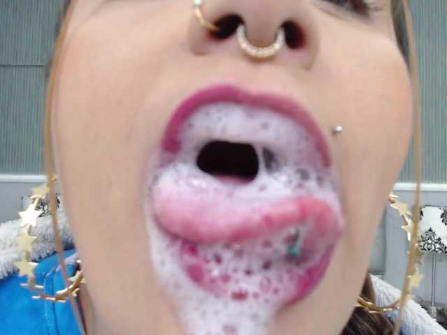 Фотографії NicolleWayne DEEPTHROAT AND SPIT QUEEN !! #deepthroat #spit #messy #gag