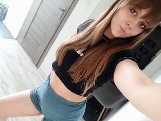 Еротичний відеочат NicollKiss