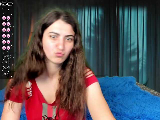 Скріншоти передачі Nikki-Teylor