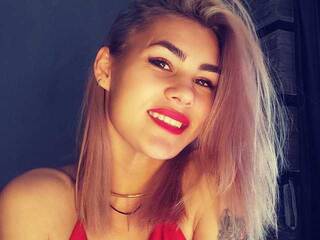 Еротичний відеочат NikkiSaphire