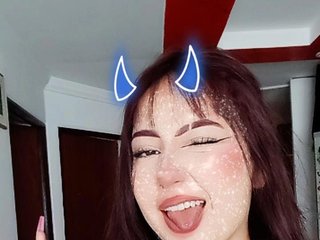 Еротичний відеочат niky-cherry