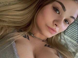 Еротичний відеочат Nolovekisssme