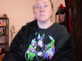 Еротичний відеочат NylonQueen