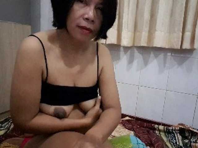 Фотографії Oishia Life is good.watch, enjoys and send tips. hehe. PM for pvt #milf #asian #mature #squirt