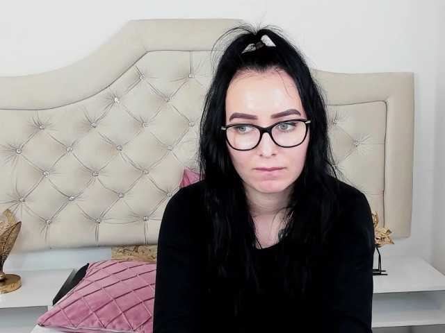 Скріншоти передачі OliviaDiamond