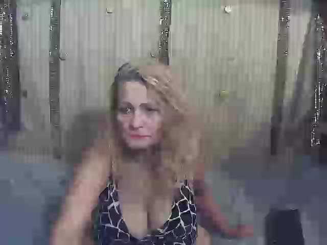 Фотографії PaulaPalooza I am new - cum to my room and watch my show!