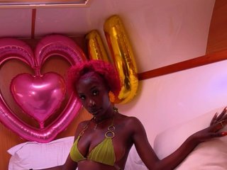 Еротичний відеочат Petitelunar