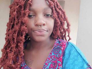 Еротичний відеочат petitesassy