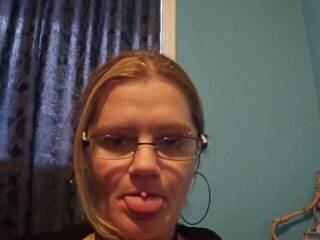 Еротичний відеочат pinkyjk12