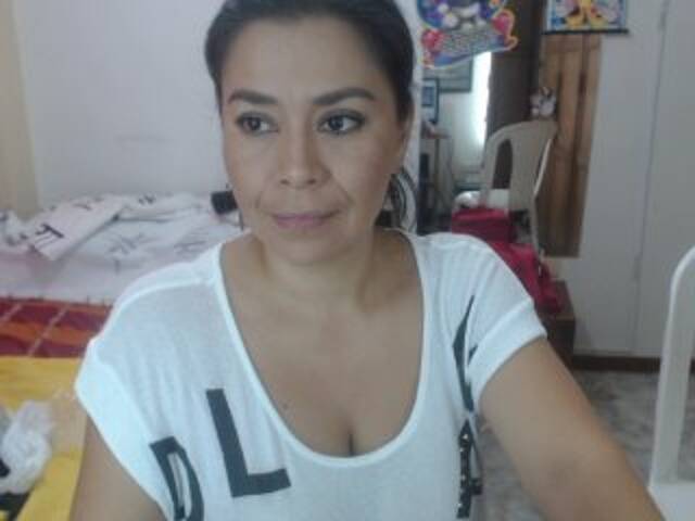 Скріншоти передачі playfullbodyx