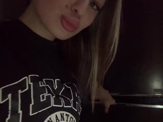 Еротичний відеочат Polichkaaaa