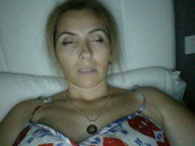 Фотографії preatysexymil hi--all naked 400tks...big belly 250tks...boobs 200tks...ass bend over 300tks...show only at pvt