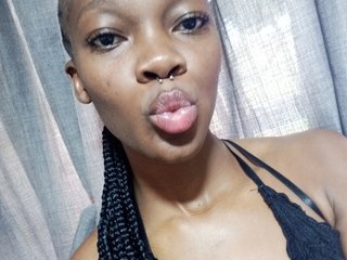 Еротичний відеочат PREETYPINKY581