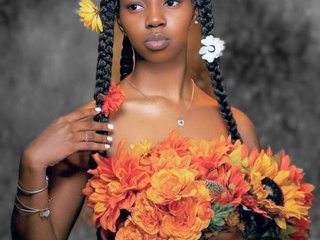 Еротичний відеочат PrettyNadia120