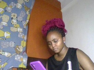 Еротичний відеочат prettyval