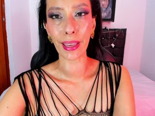 Еротичний відеочат PriscilaSmiith25