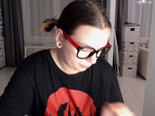 Скріншоти передачі PuffyEva