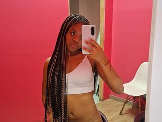 Еротичний відеочат pureebonyy