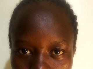 Еротичний відеочат QueenKinsley