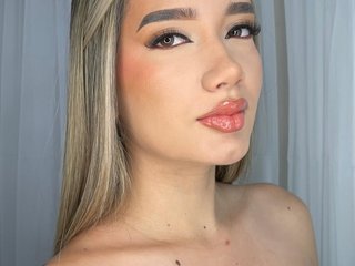 Еротичний відеочат Queen_Lucia