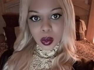 Еротичний відеочат QueenMorgan