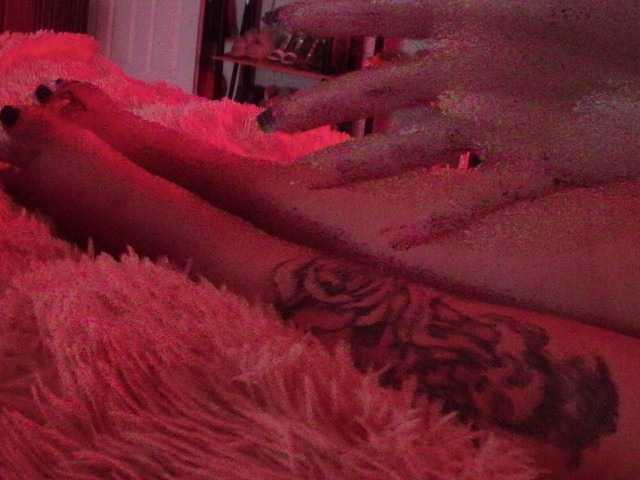 Скріншоти передачі QueenMorgan