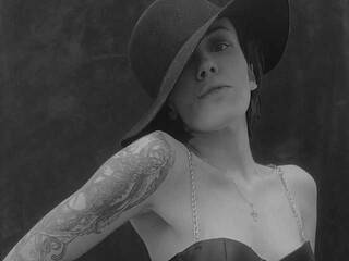 Еротичний відеочат QueenOfFetish