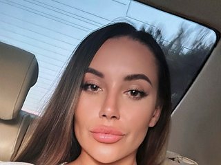 Еротичний відеочат QWEENII