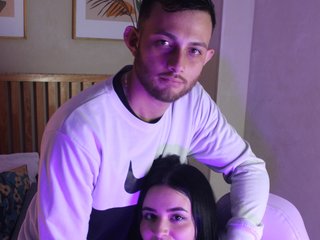 Еротичний відеочат RaulAndEvelyn